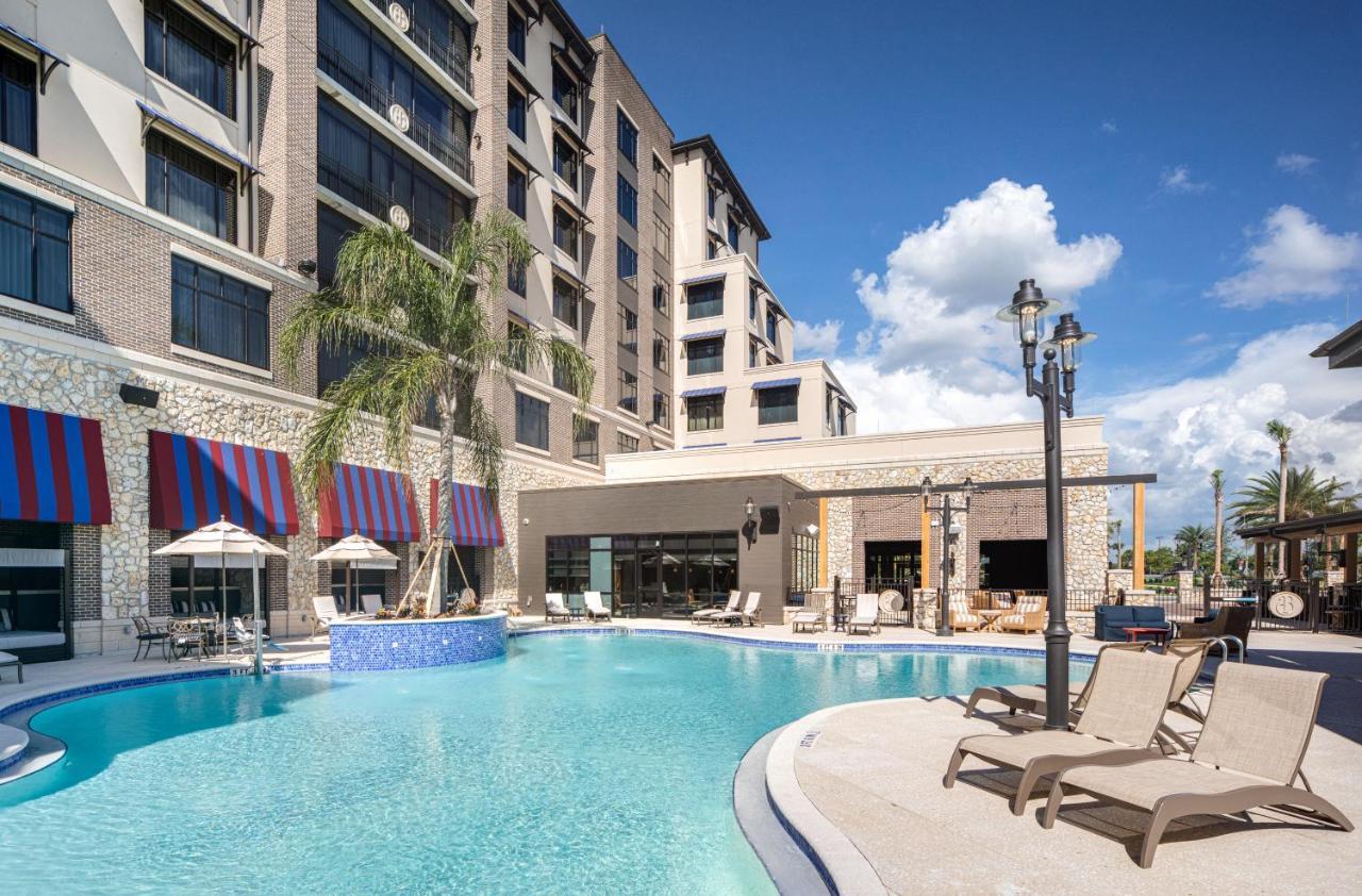 The Brownwood Hotel & Spa Те-Виллиджис Экстерьер фото